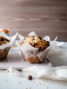 Muffins aux pépites de chocolat et sésames