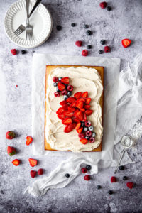 Gâteau crème vanille et fruits