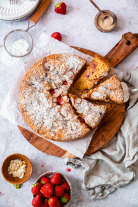 Gâteau polenta fraises sans gluten