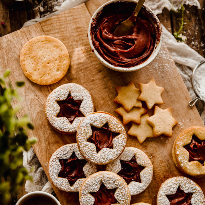 Biscuits fourrés au chocolat